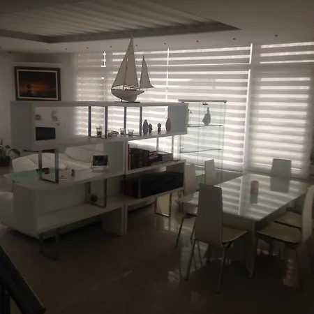 вилла надежда Villa Larnaca